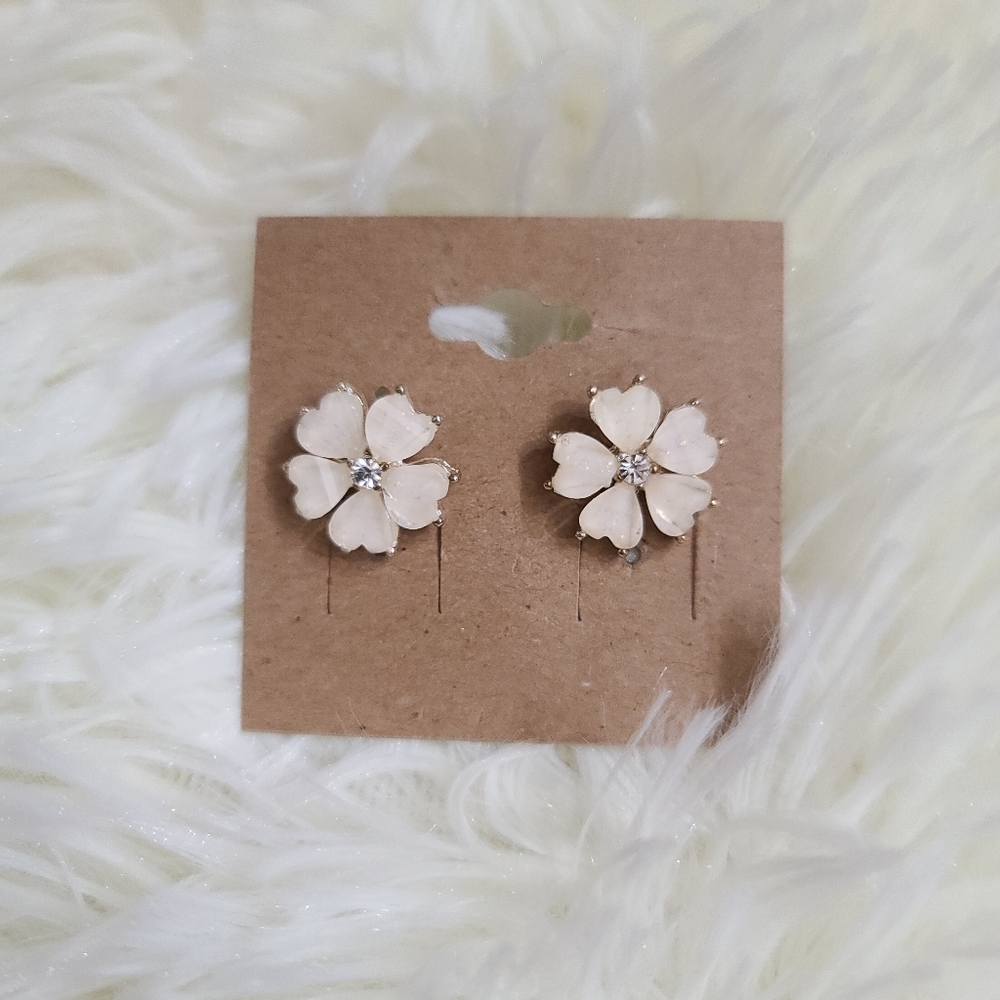 Flower earrings